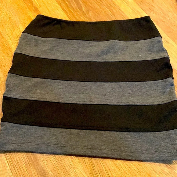 Basic House Dresses & Skirts - Basic House Gray & Black Striped Bandage Bodycon Skirt S